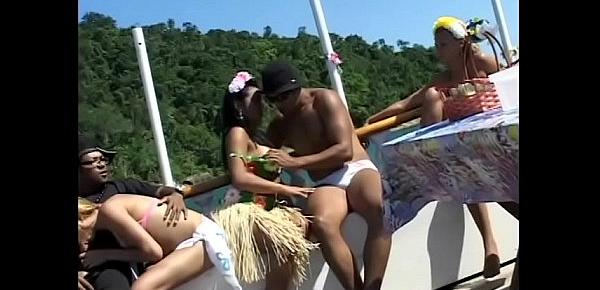  Brazilian votarists of Yorùbá cult organize special voyages in honour of legednary goddes of Yemọja where any girl can get jiggy with person aboard she wants